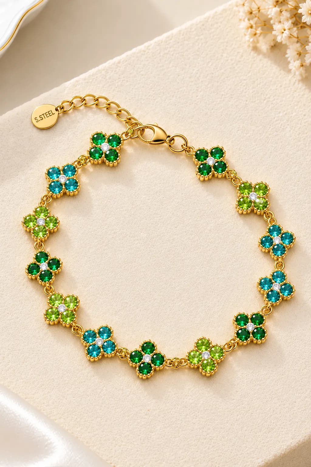 Klaver armband met steentjes groen & turquoise