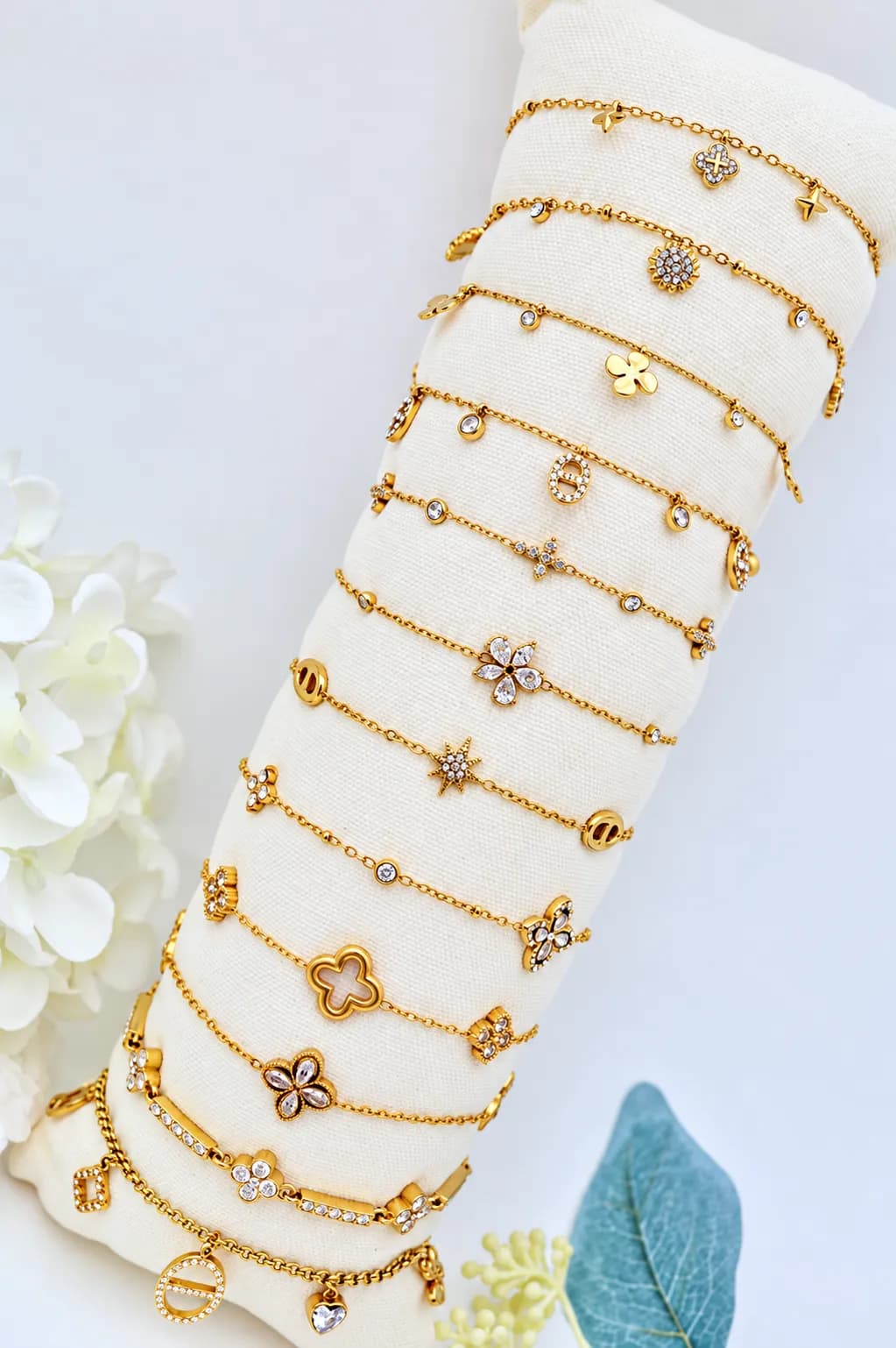 Gouden bedelarmband – model naar keuze